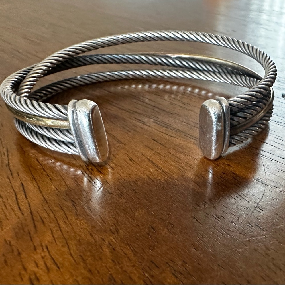 Authentic David Yurman Crossover Three Row Cuff Bracelet silver and gold - Picture 3 of 6